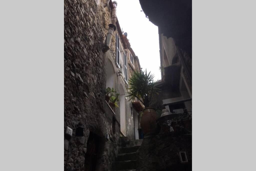 Вилла Casa Venezia In Airole, Liguria, Italy Экстерьер фото