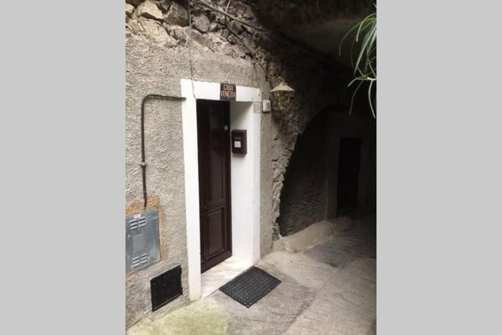Вилла Casa Venezia In Airole, Liguria, Italy Экстерьер фото