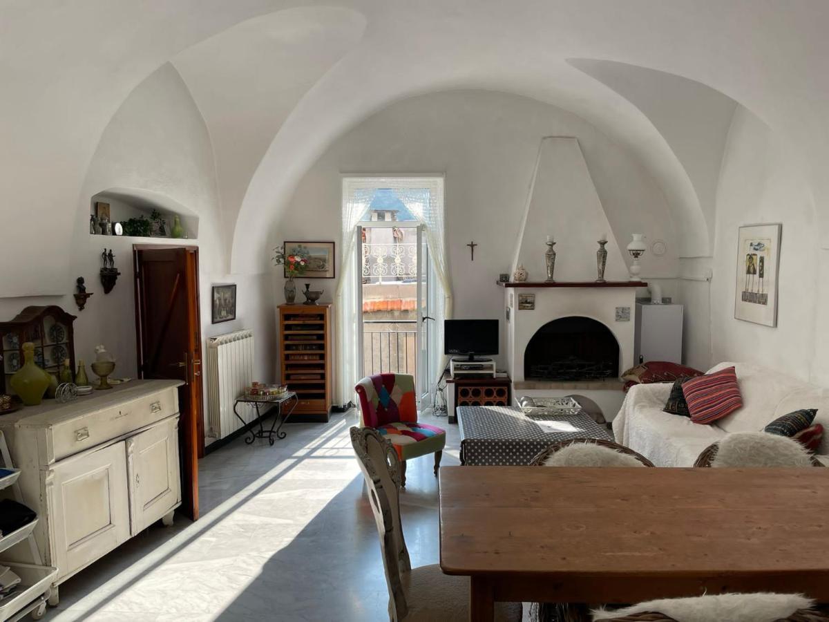 Вилла Casa Venezia In Airole, Liguria, Italy Экстерьер фото